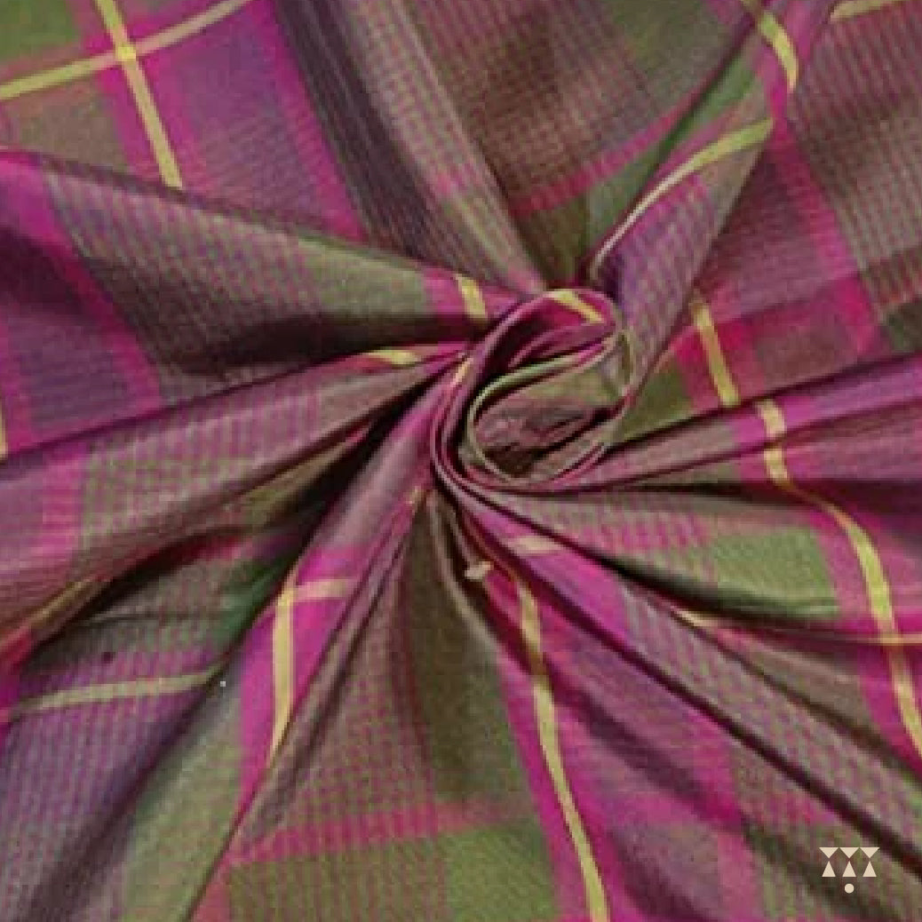 Kavya Lux Wing Chair